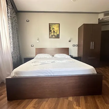 Bed & Breakfast Panorama Near The Old Bazaar Kruje